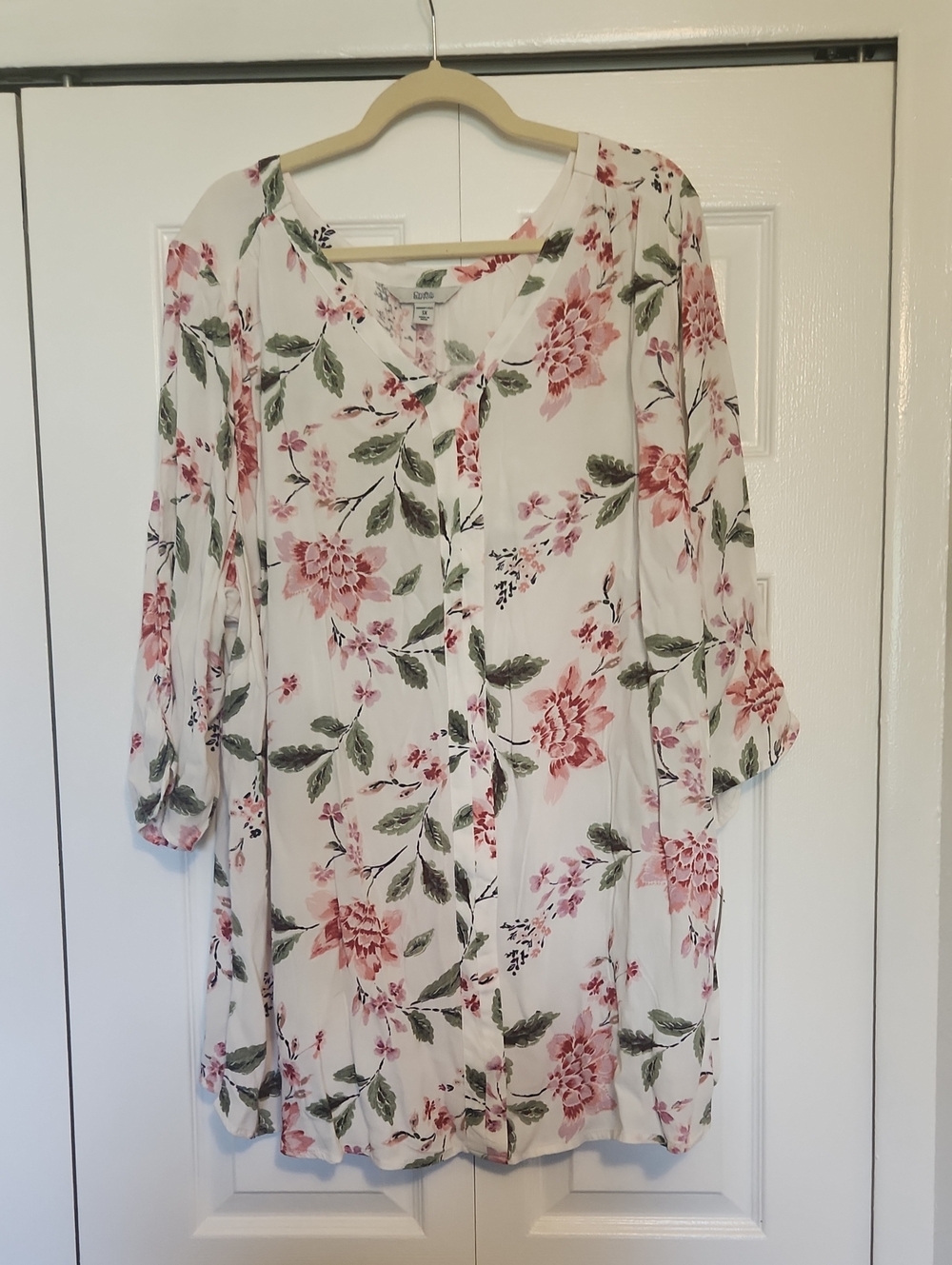NWT Croft & Barrow White Tunic with Pink Floral Print Size 3X